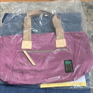 Dooney Front Zip tote